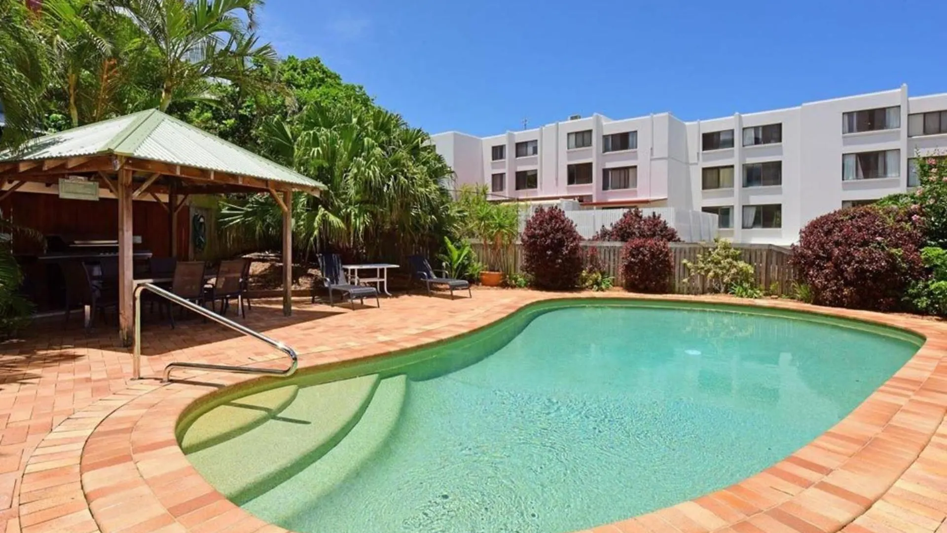 Lindomare Unit 17, 11 Orvieto Tce, Kings Beach 칼론드라