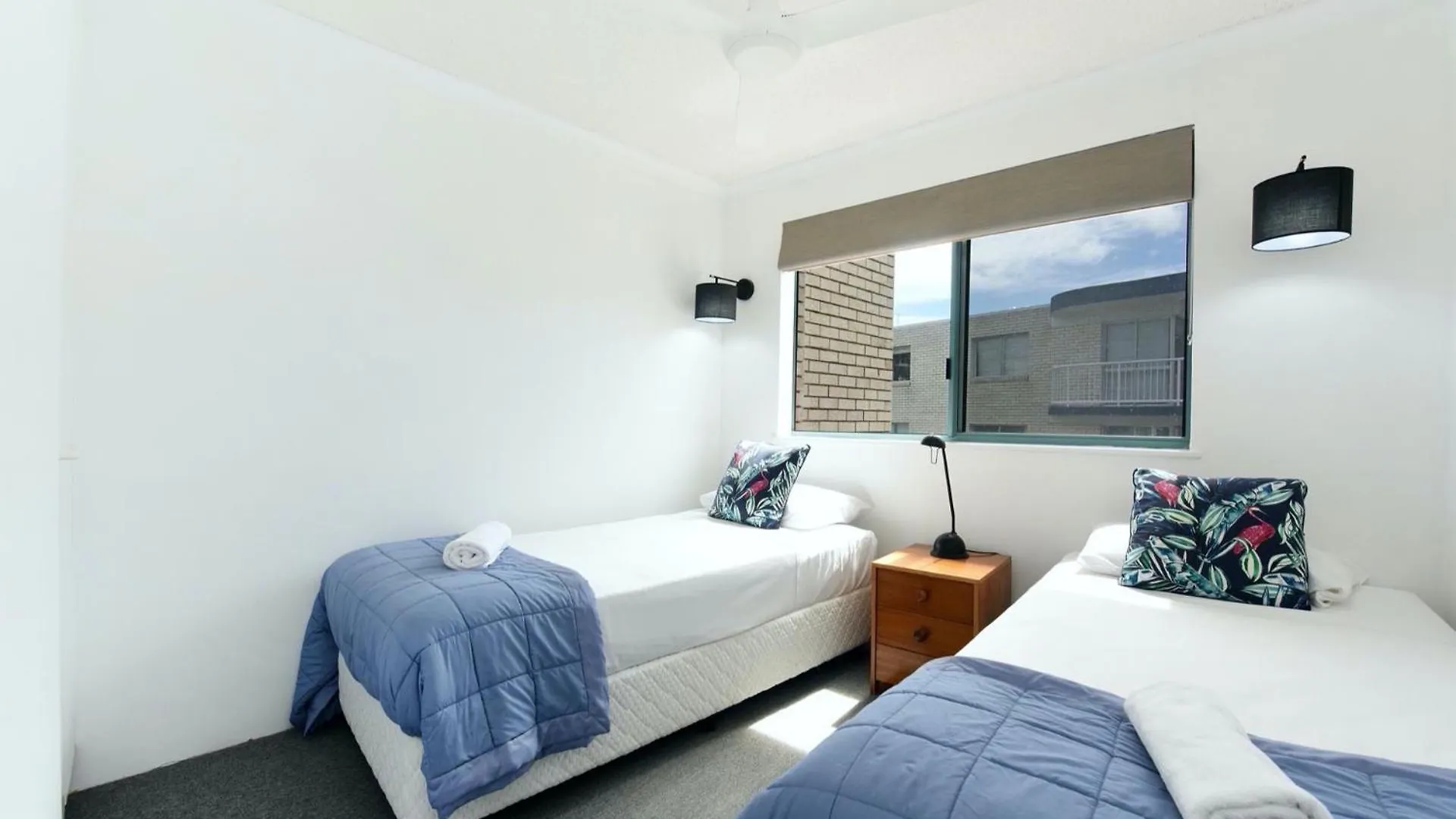 Lindomare Unit 17, 11 Orvieto Tce, Kings Beach 칼론드라 아파트